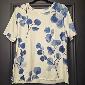 Blue Floral Women's Comfy Pajamas, Top And Bottom